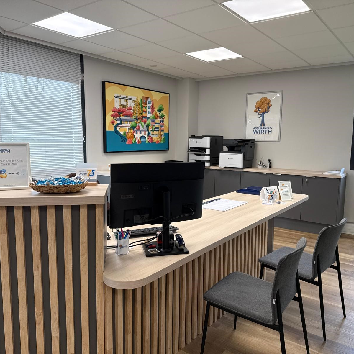 Interieur de notre agence d'assurance Allianz