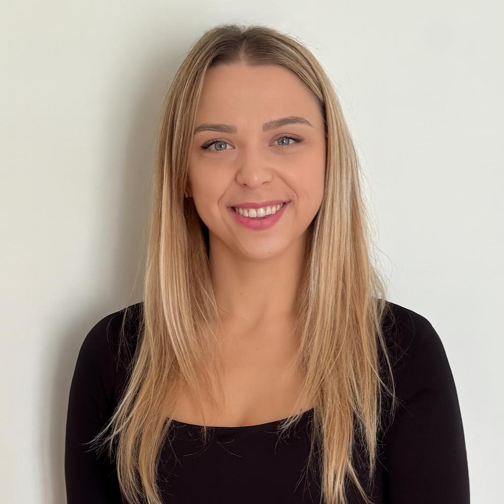 Portrait de l'agent Lola MERCHADOU