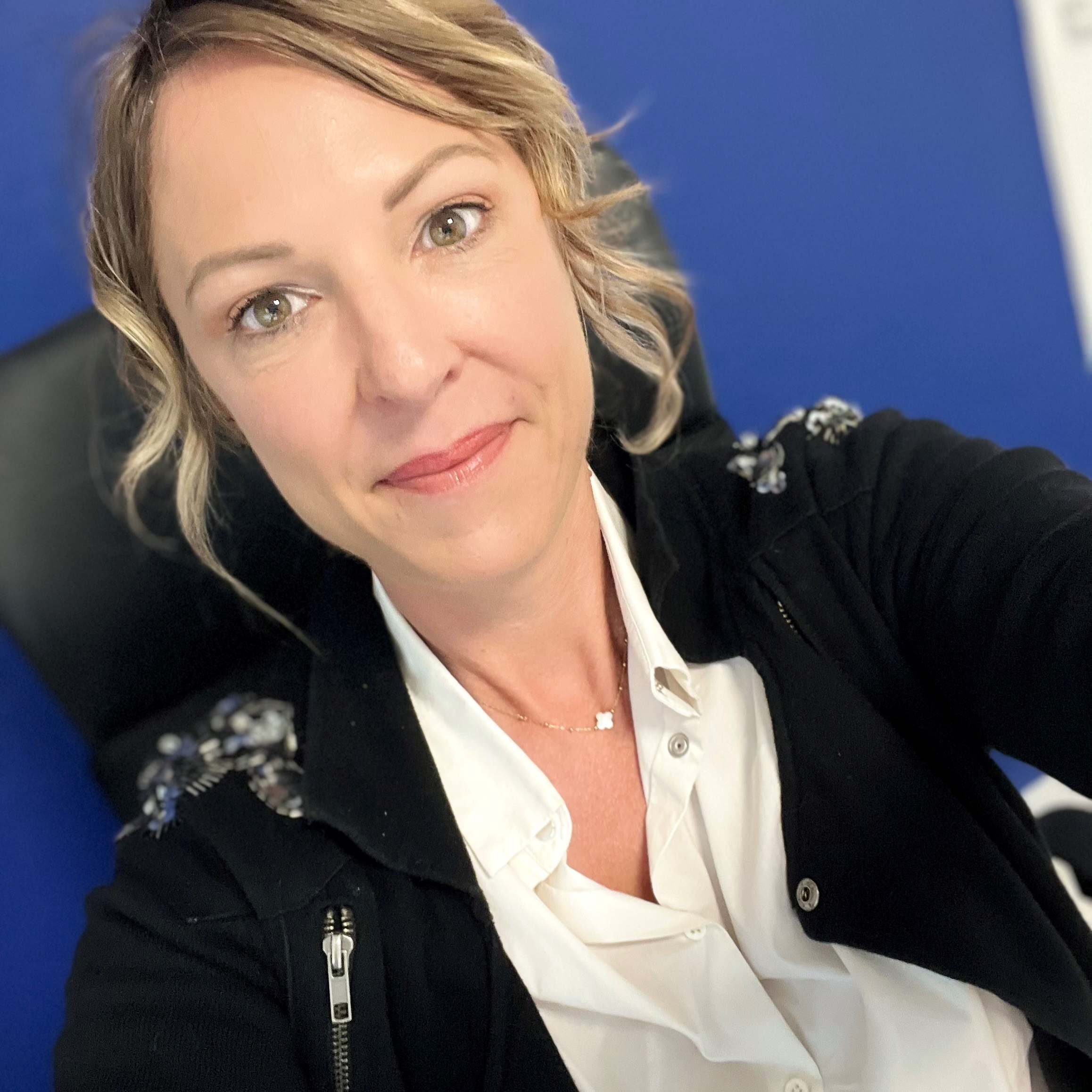 Portrait de l'agent Edwige ACKERMANN