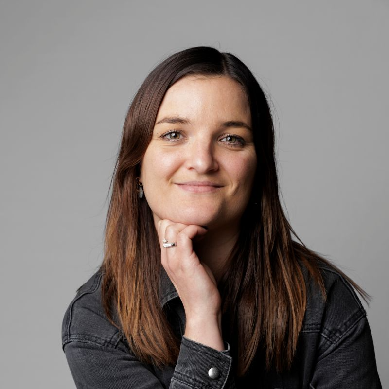 Portrait de l'agent Chloe Bretin