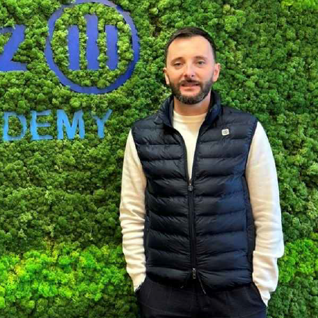 Portrait de l'agent Alexandre LLEBOT