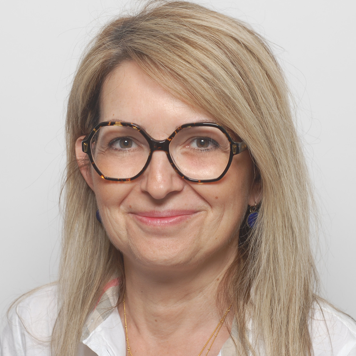 Valérie DIMUR